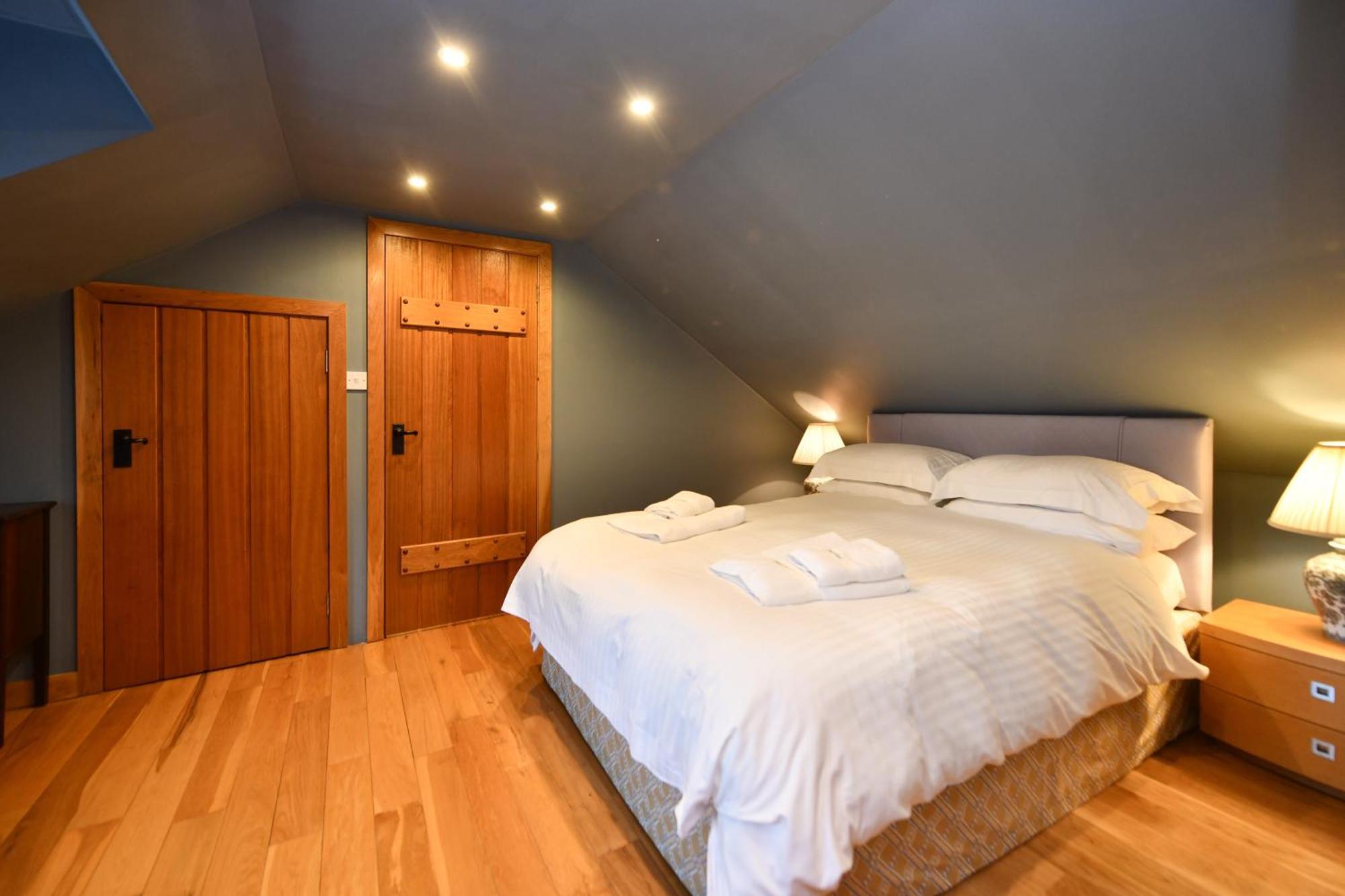 Cloncaird Castle Estate Cottages Maybole エクステリア 写真