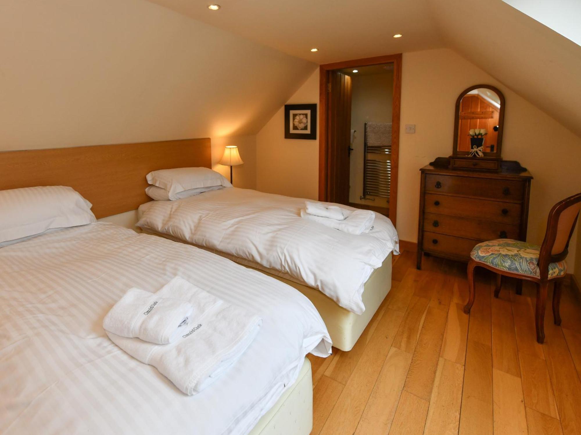 Cloncaird Castle Estate Cottages Maybole 部屋 写真